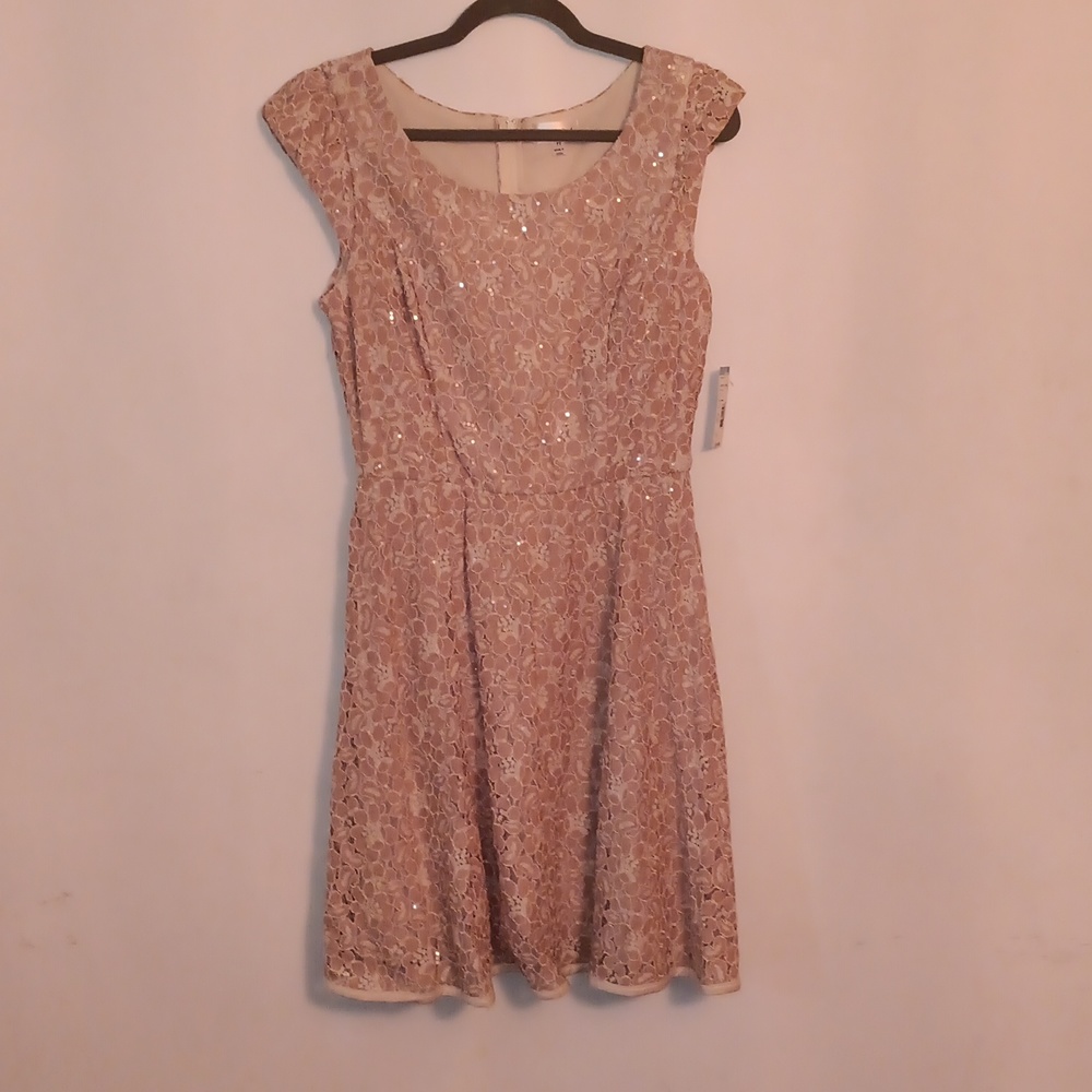 Emerald Sundae Lace Dress Size 11 Buttercream